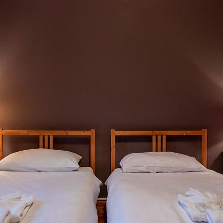 Hostel Teatro Триест Екстериор снимка