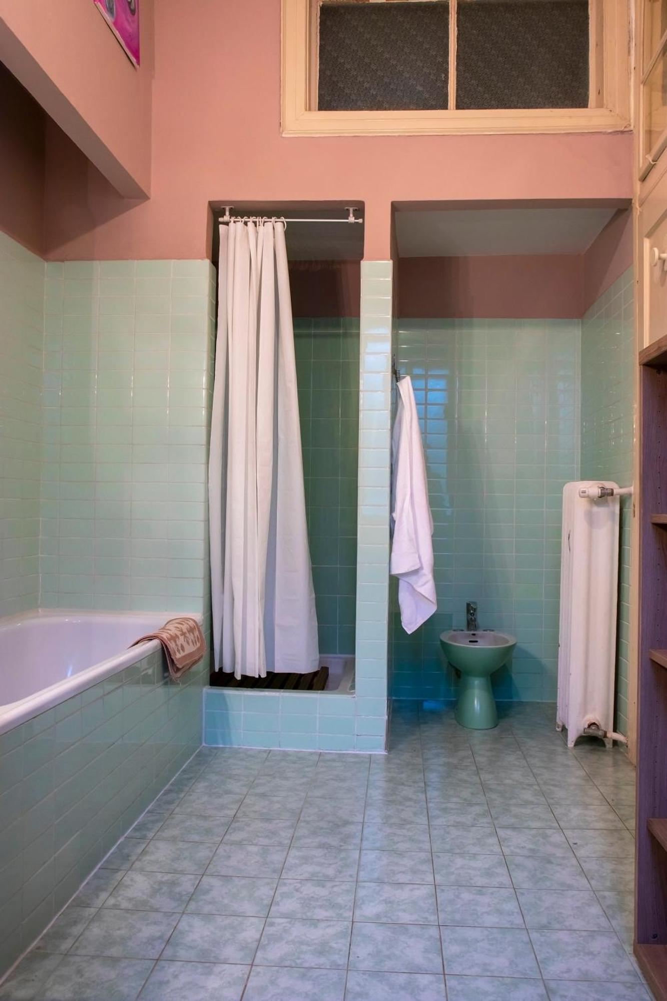 Hostel Teatro Триест Екстериор снимка